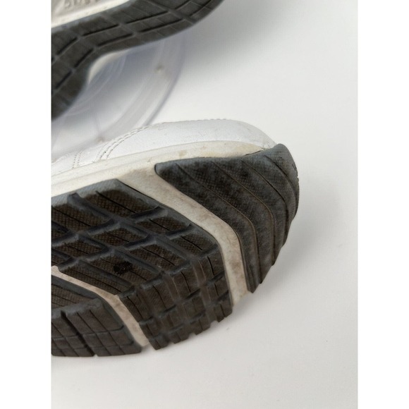 New Balance 608 Shoes Women's Sz 11 B Walking Cross-Train Sneakers Lace Up White - Picture 13 of 16